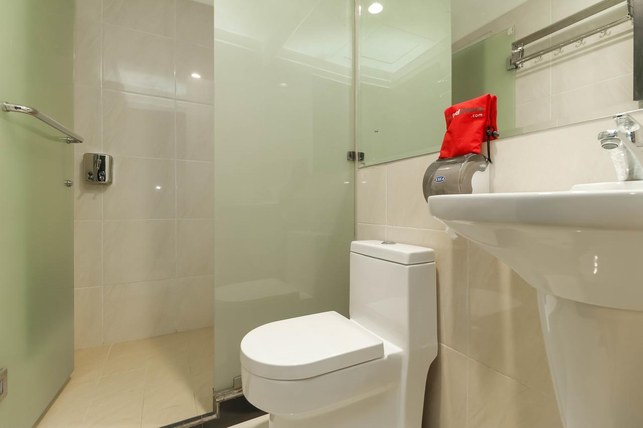 Reddoorz Plus Near Halim Perdanakusuma 2 Jakarta Ngoại thất bức ảnh
